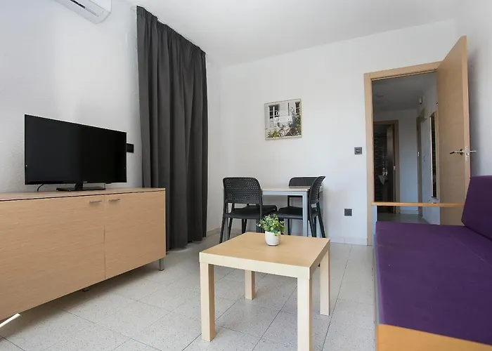 Apartamentos Amalia By Mc